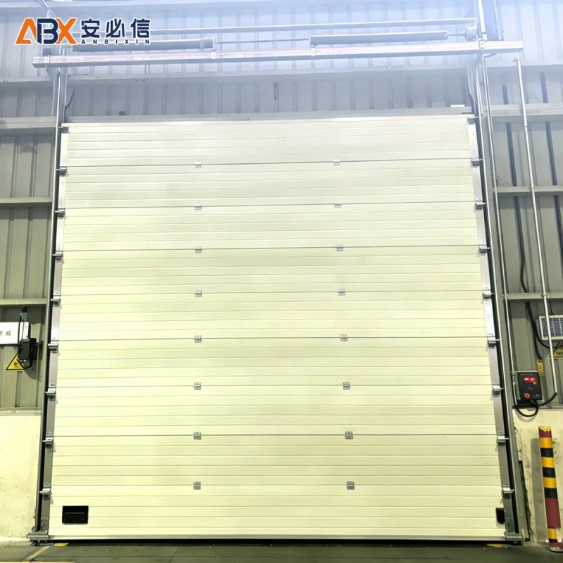 鹤岗市钢制滑升门